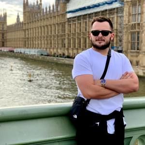 Meet your Posher, Aaron
